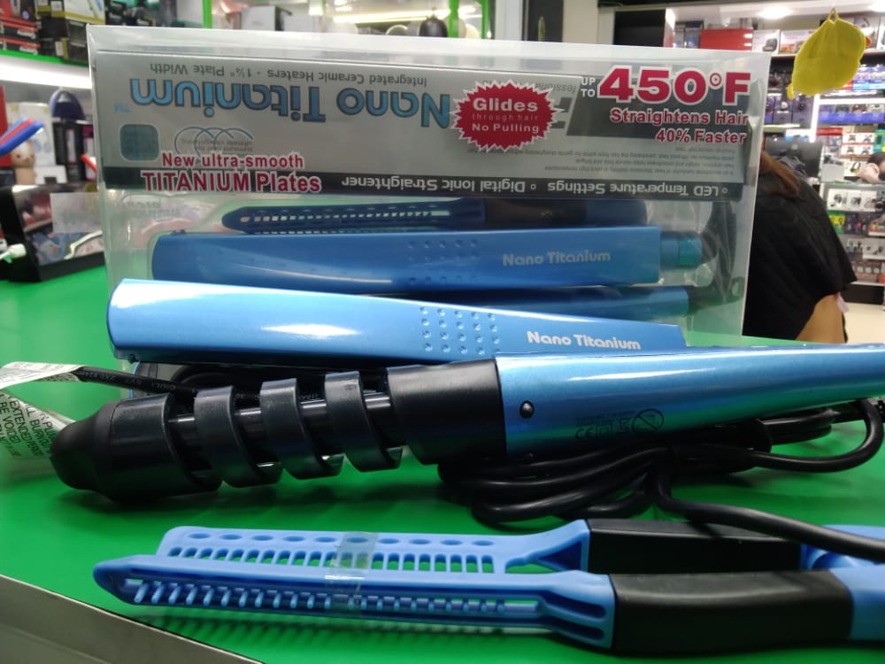 COMBO DE PLANCHA+RIZADOR+PEINE BABYLISS